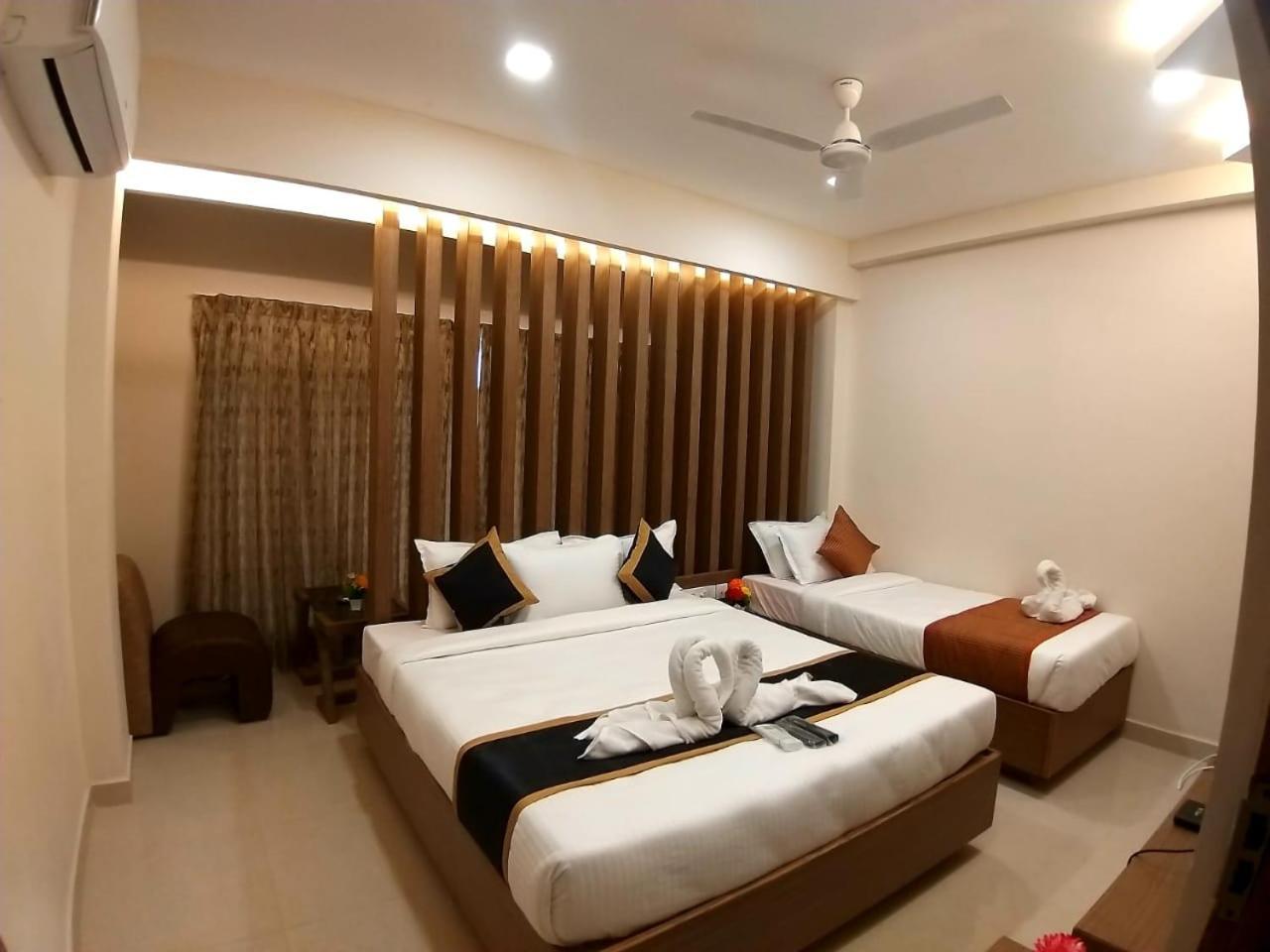 Hotel Grand Elegant à Chennai Extérieur photo